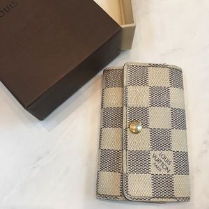 Louis Vuitton Multicles Damier Azur